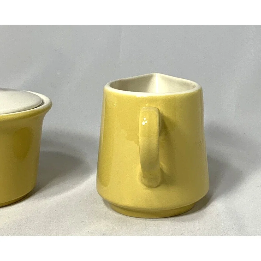 California Pottery Creamer and Sugar Yellow Vintage‎ Mid Century MCM FLAWS